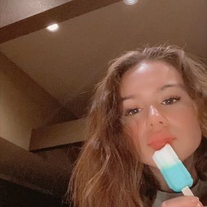 Meet your Posher, Kaitlyn